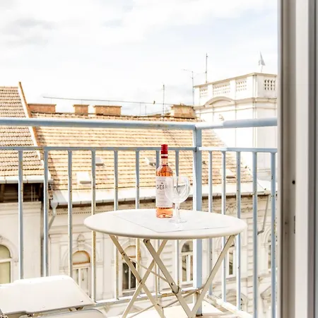 Garay Panorama Apartment